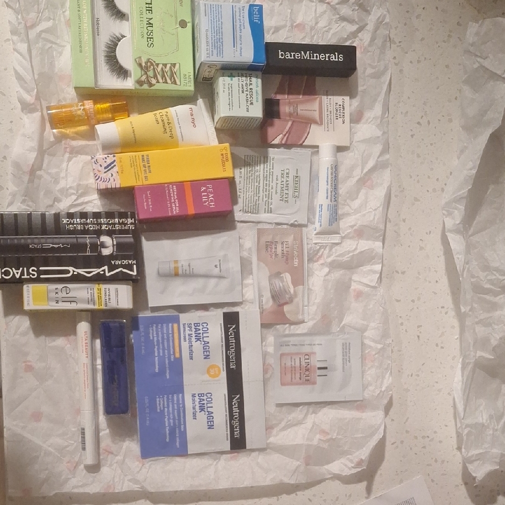 Alot Going On Bundle